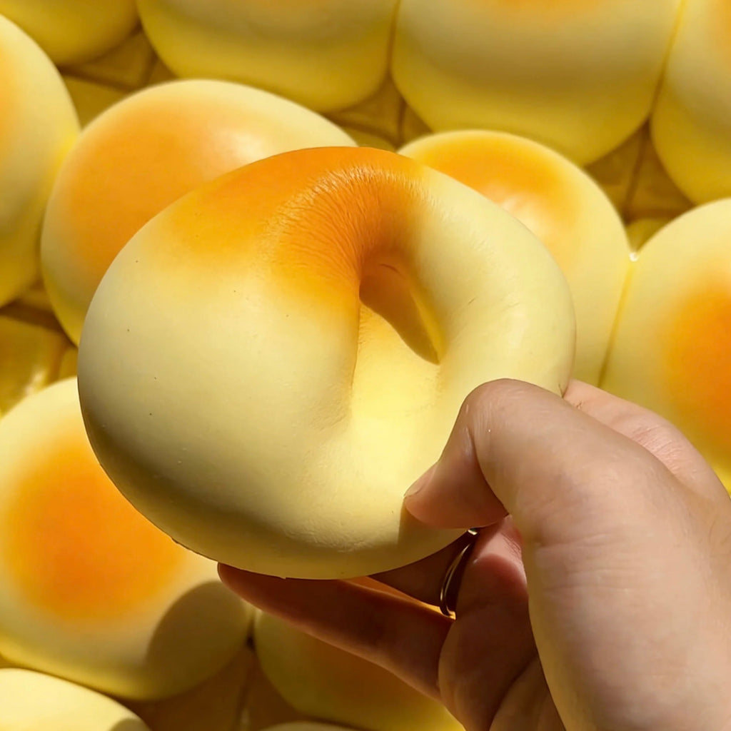 Simulation milk bread Squeeze Taba Squishy Toy Safety and health Food-grade silicone material Squeeze Toy Soft Relief Slow